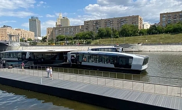 Речные электротрамваи начали движение по Москве-реке