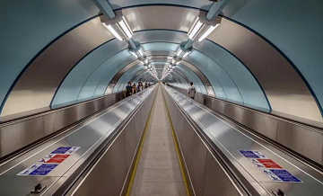 В столичном метро начнут появляться горизонтальные пассажирские конвейеры